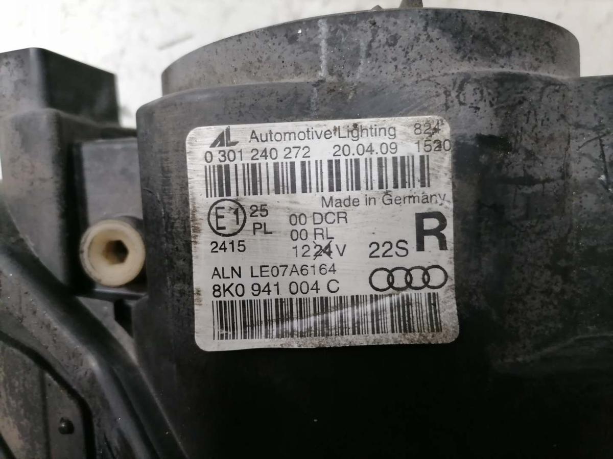 Audi A4 8K B8 original Xenonscheinwerfer vorn rechts Bj.2009